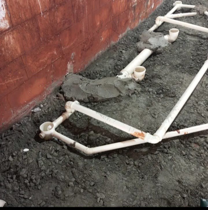 Instalação hidráulica em obra